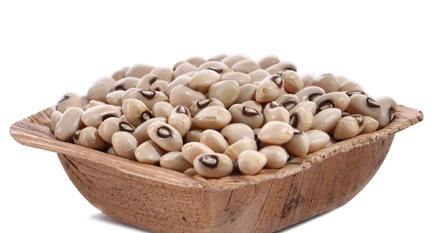 Cowpea / White BeansPremium quality Cowpea and White Beans, sourced from trusted farms, perfect for wholesalers and exporters. Rich in protein, dietary fiber, and essential nutrients, our beans are ideal for bulk supply, food processing, and international trade. Available in clean, carefully sorted grades to meet global standards. Reliable, nutritious, and versatile — a staple for every market.